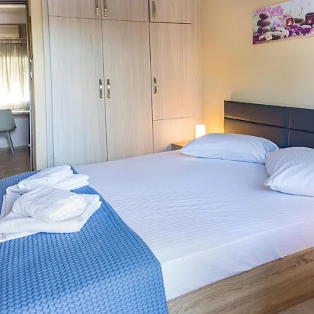 Apartment Kate's Modern 2 Bedroom In Perea