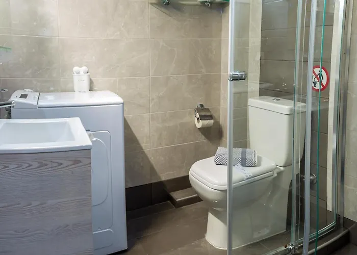 Kate's Modern 2 Bedroom In Perea *