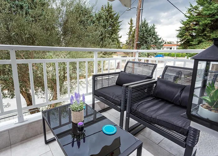 Kate's Modern 2 Bedroom In Perea * Peraía